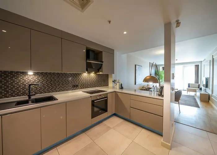 Taksim Petek By Guestteori Κωνσταντινούπολη