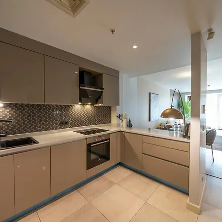 Taksim Petek By Guestteori 伊斯坦布尔