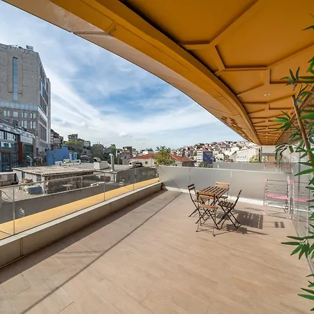 Taksim Petek By Guestteori