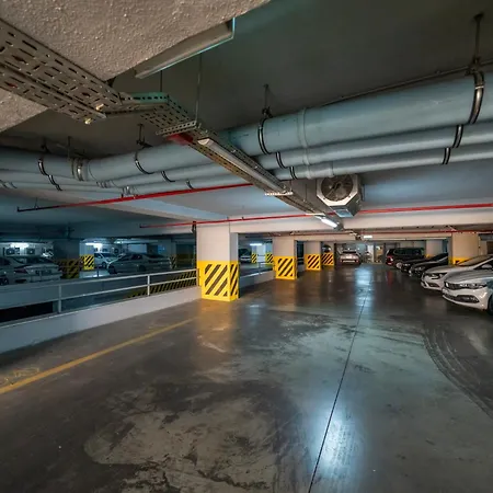 Taksim Petek By Guestteori *